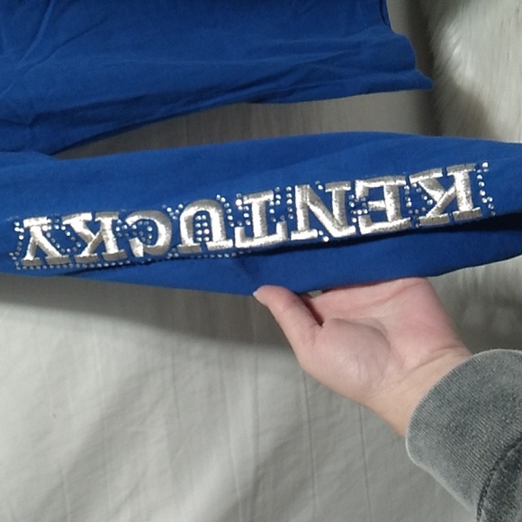 The License House Vintage Kentucky Wildcats Bling Long Sleeve Shirt Sz.S - Picture 3 of 8